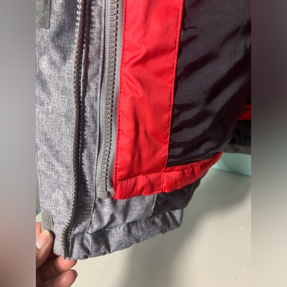 Women’s Zeroxposur Grey/Red 3 in 1 jacket with hood 1 size Medium EUC - Picture 4 of 14